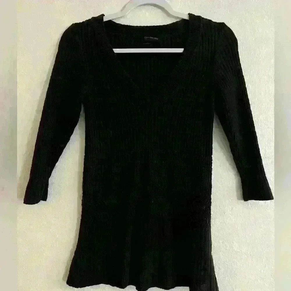 Calvin Klein Sweater